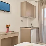 Hotel Apartments More 3* Neum