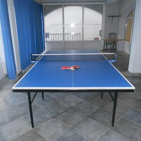Hotel Apartments More 게스트하우스 네움