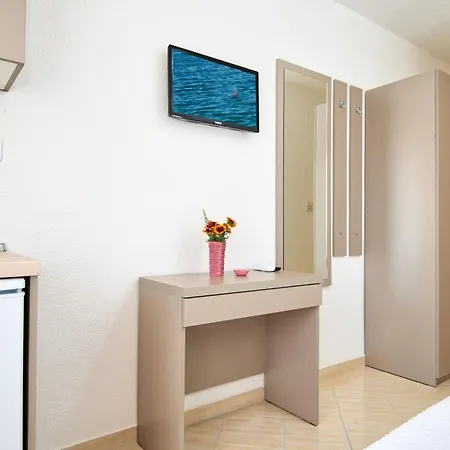 Hotel Apartments More Pensionat Neum