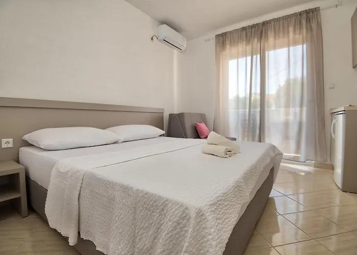 Hotel Apartments More 3* Neum