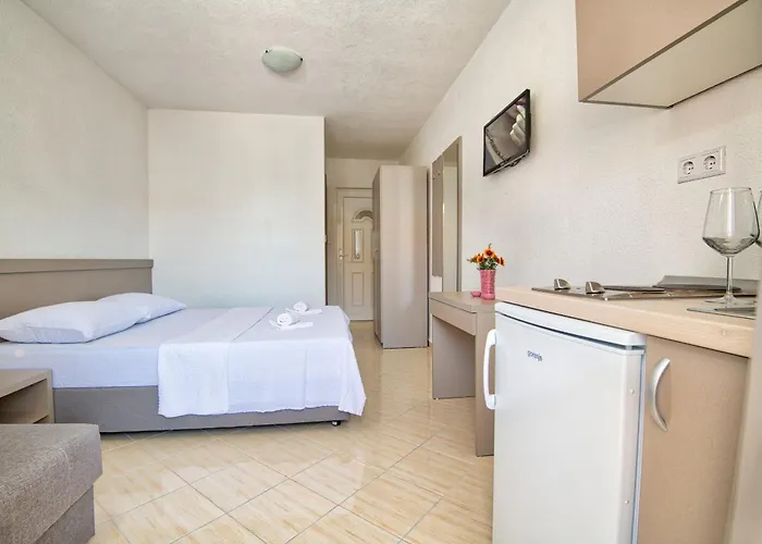 Guest house Hotel Apartments More