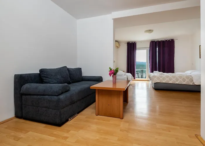 Guest house Hotel Apartments More