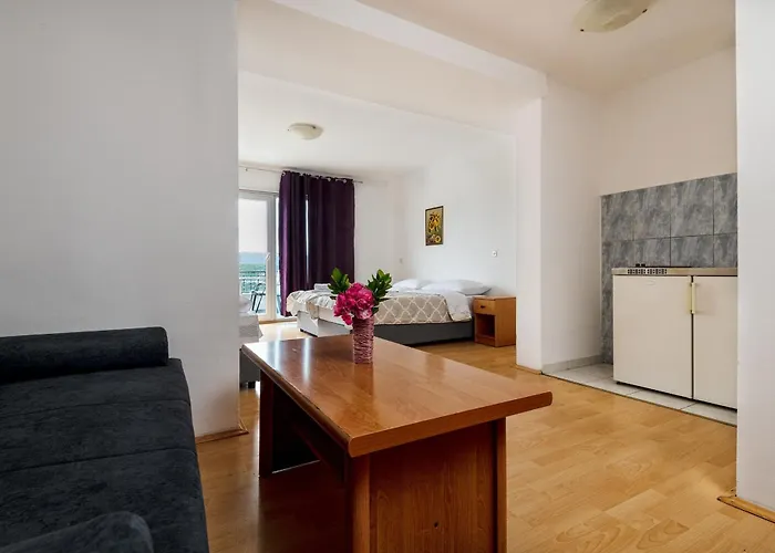 Hotel Apartments More Guest house