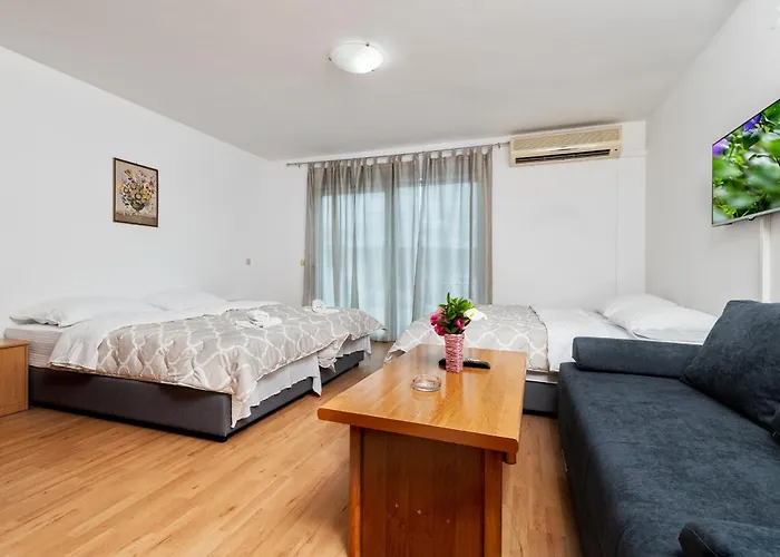 Guest house Hotel Apartments More Neum